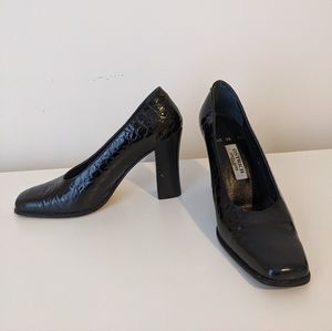 Ostrich-leather shoes.Made-in Paris. block-heel,  round toe. Size EU 36, US 6